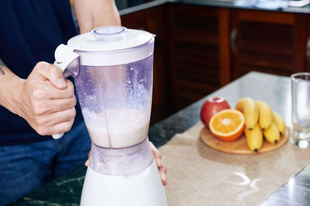 Making cold foam in a Blender at home